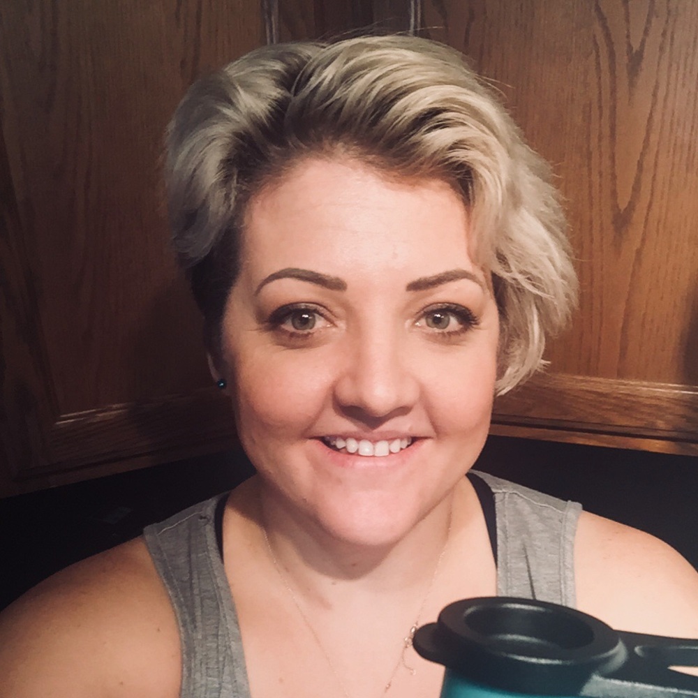 Meet your Posher, Becca